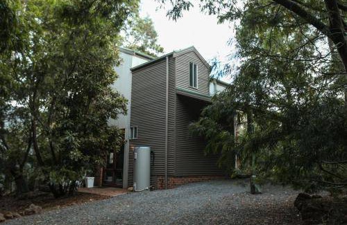Halls Gap Cabin | 100 m² Lodge ∙ 2 guests