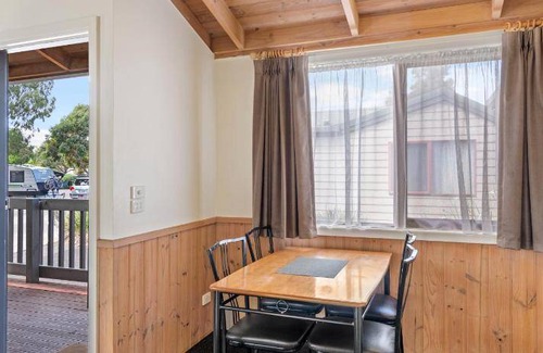 Braybrook Resort | 100 m² Resort ∙ 3 bedrooms ∙ 127 guests