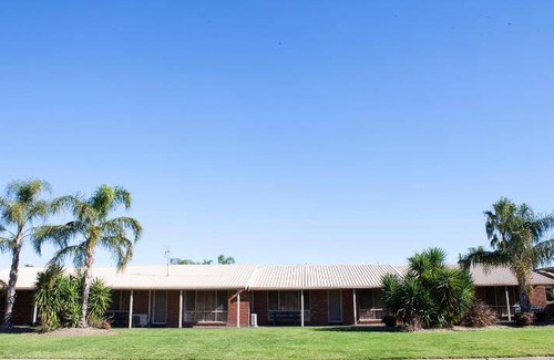 Moama Resort | 100 m² Resort ∙ 3 bedrooms ∙ 127 guests