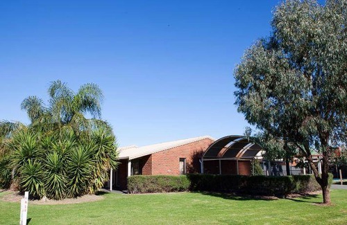 Moama Resort | 100 m² Resort ∙ 3 bedrooms ∙ 127 guests