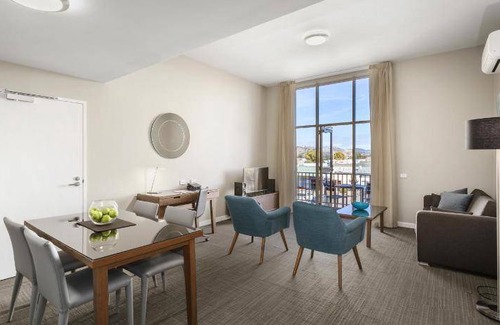 Albury Apartment | 100 m² Serviced apartment ∙ 127 guests
