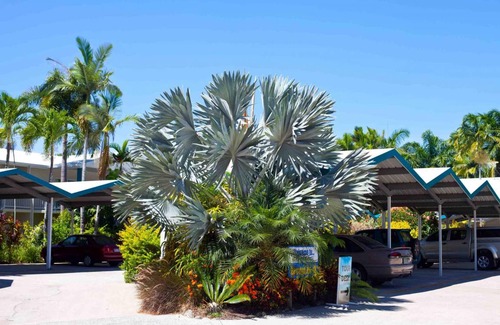 Trinity Beach Apartment | 105 m² Serviced apartment ∙ 3 bedrooms ∙ 8 guests