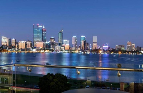South Perth Apartment | 105 m² Serviced apartment ∙ 2 bedrooms ∙ 10 guests