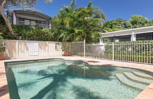 Nelson Bay Apartment | 11 'Seashells', 21-23 Magnus Street - pool, lift, aircon