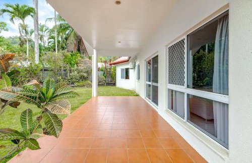 Smithfield House | 114 m² House ∙ 3 bedrooms ∙ 5 guests