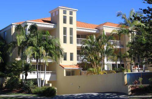 Burleigh Heads Apartment | 115 m² Apartment ∙ 2 bedrooms ∙ 4 guests