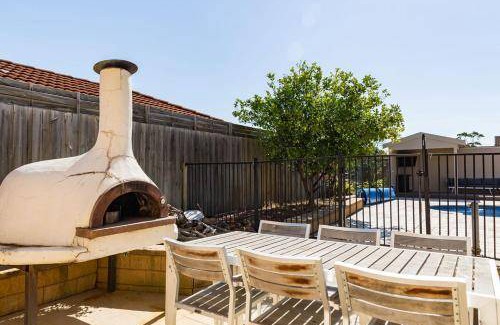 Capel Sound House | 12 m² House ∙ 6 bedrooms ∙ 14 guests