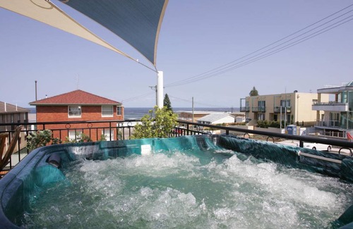 The Entrance Bed & Breakfast | 120 m² Bed and breakfast ∙ 2 bedrooms ∙ 5 guests