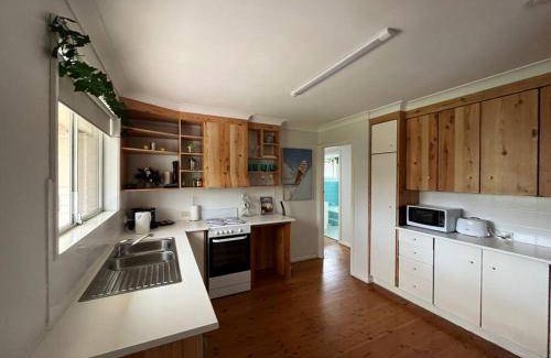 Castle Hill House | 120 m² House ∙ 3 bedrooms ∙ 6 guests