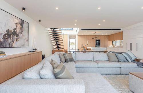 Cremorne House | 120 m² House ∙ 3 bedrooms ∙ 6 guests