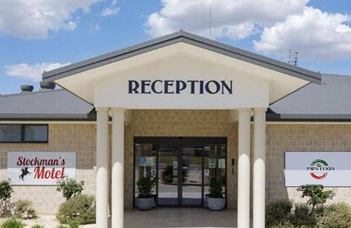 Kingswood Hotel | 120 m² Motel ∙ 5 bedrooms ∙ 10 guests