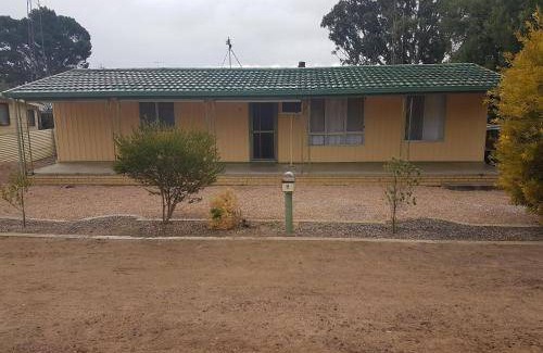 Moonta Bay House | 121 m² House ∙ 3 bedrooms ∙ 9 guests