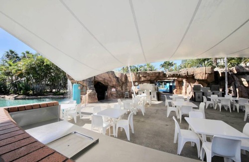 Mermaid Beach Apartment | 124 m² Apartment ∙ 3 bedrooms ∙ 6 guests