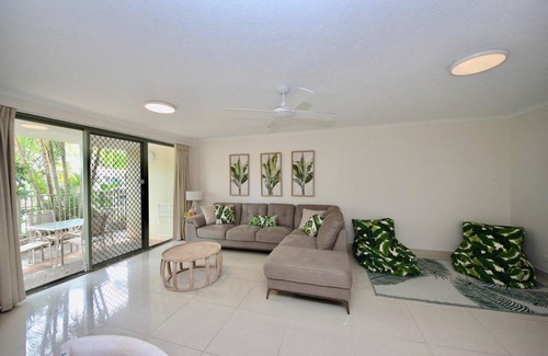 Mermaid Beach Apartment | 124 m² Apartment ∙ 3 bedrooms ∙ 6 guests