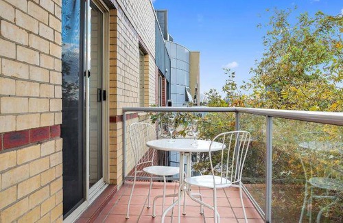 St Kilda Apartment | 125 m² Serviced apartment ∙ 2 bedrooms ∙ 127 guests