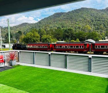 Queenstown House | 130 m² House ∙ 2 bedrooms ∙ 4 guests
