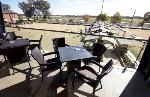 Wagga Wagga Hotel | 130 m² Motel ∙ 2 bedrooms ∙ 8 guests