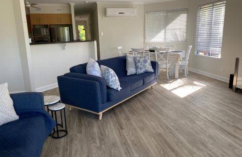 Yorkeys Knob Apartment | 140 m² Apartment ∙ 2 bedrooms ∙ 5 guests