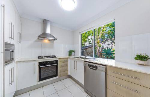 Cannonvale Apartment | 146 m² Apartment ∙ 2 bedrooms ∙ 4 guests