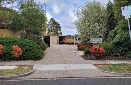 Doncaster Apartment | 15 m² Apartment ∙ 2 bedrooms ∙ 4 guests