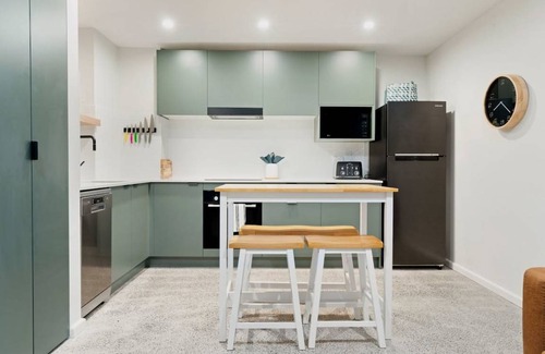 Camperdown Apartment | 150 m² Apartment ∙ 2 bedrooms ∙ 4 guests