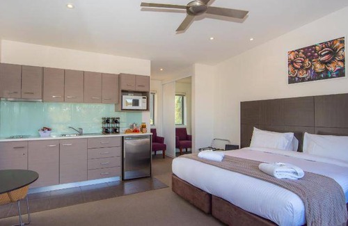 Macclesfield Bed & Breakfast | 150 m² Bed and breakfast ∙ 4 bedrooms ∙ 10 guests