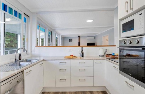 Booroobin House | 150 m² House ∙ 3 bedrooms ∙ 10 guests