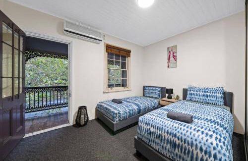 Darling Harbour House | 150 m² House ∙ 4 bedrooms ∙ 8 guests