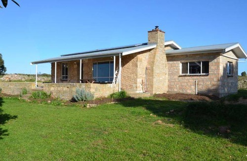 Pelican Lagoon House | 150 m² House ∙ 4 bedrooms ∙ 6 guests