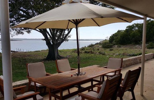 Pelican Lagoon House | 150 m² House ∙ 4 bedrooms ∙ 6 guests