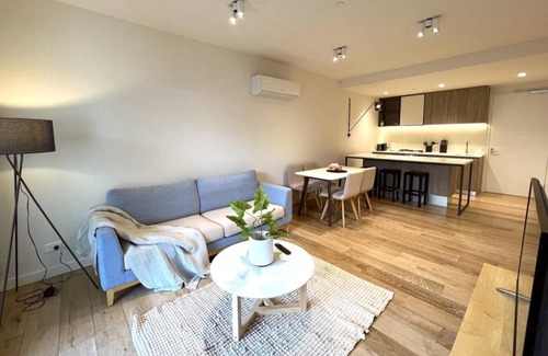Werribee South Apartment | 151 m² Apartment ∙ 2 bedrooms ∙ 4 guests