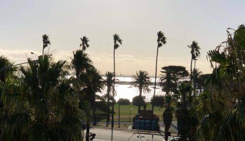 St Kilda Apartment | 155 m² Apartment ∙ 3 bedrooms ∙ 6 guests