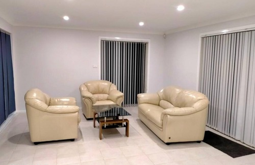Kingswood House | 160 m² House ∙ 4 bedrooms ∙ 6 guests