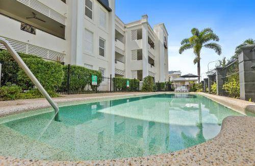Cairns North Apartment | 161 m² Apartment ∙ 3 bedrooms ∙ 6 guests