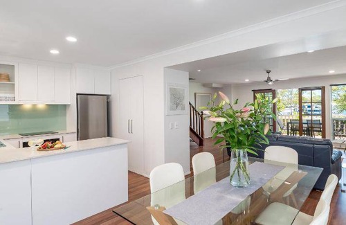 Noosaville Apartment | 170 m² Apartment ∙ 3 bedrooms ∙ 10 guests