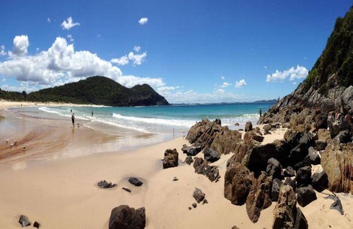 Elizabeth Beach House | 180 m² House ∙ 2 bedrooms ∙ 4 guests