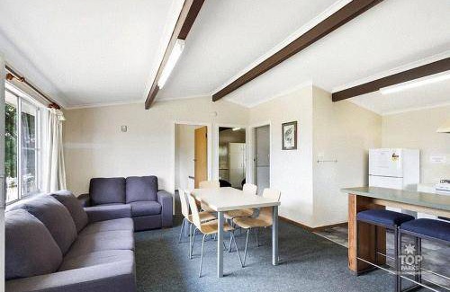 Buckenderra Hotel | 20 m² Hotel ∙ 4 guests