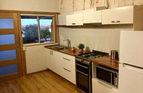 Coober Pedy Bed & Breakfast | 200 m² Bed and breakfast ∙ 3 bedrooms ∙ 6 guests