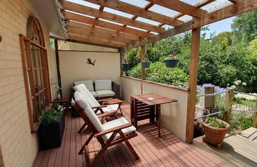 Hahndorf Bed & Breakfast | 200 m² Bed and breakfast ∙ 2 bedrooms ∙ 4 guests