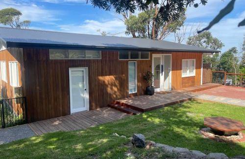 Lake Tyers Beach House | 200 m² House ∙ 4 bedrooms ∙ 11 guests