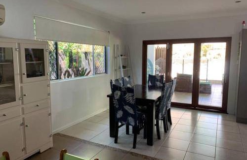 Freshwater House | 200 m² House ∙ 4 bedrooms ∙ 12 guests