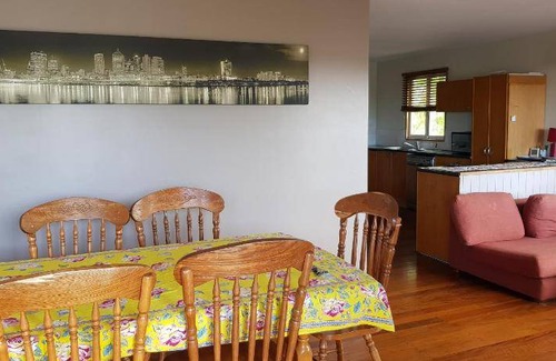 Wynnum House | 200 m² House ∙ 5 bedrooms ∙ 10 guests
