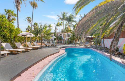 Crescent Head Hotel | 200 m² Motel ∙ 4 bedrooms ∙ 9 guests