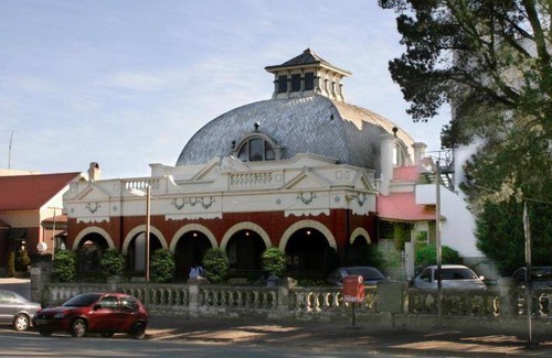 Medlow Bath House | 2000 m² House ∙ 4 bedrooms ∙ 10 guests