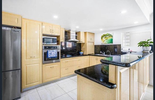 Maroochydore Apartment | 210 m² Apartment ∙ 2 bedrooms ∙ 127 guests