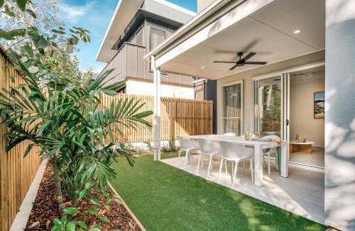 Peregian Beach House | 210 m² House ∙ 5 bedrooms ∙ 10 guests