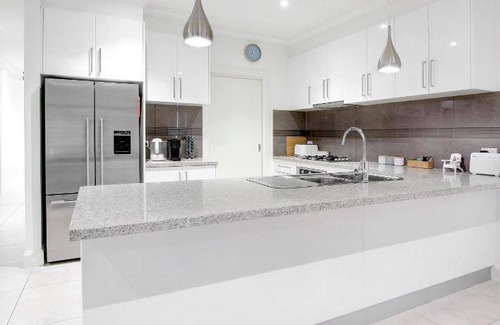 Rye House | 220 m² House ∙ 4 bedrooms ∙ 9 guests