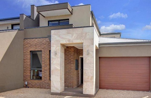 Rye House | 220 m² House ∙ 4 bedrooms ∙ 9 guests