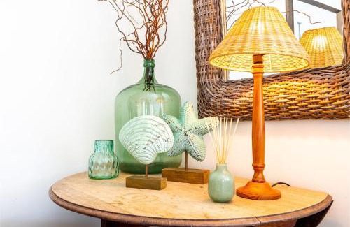 Fingal Bay House | 23 Lentara St - pet friendly, air con, Wi-Fi, boat parking
