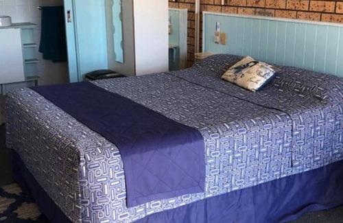 Eden Hotel | 24 m² Motel ∙ 4 guests